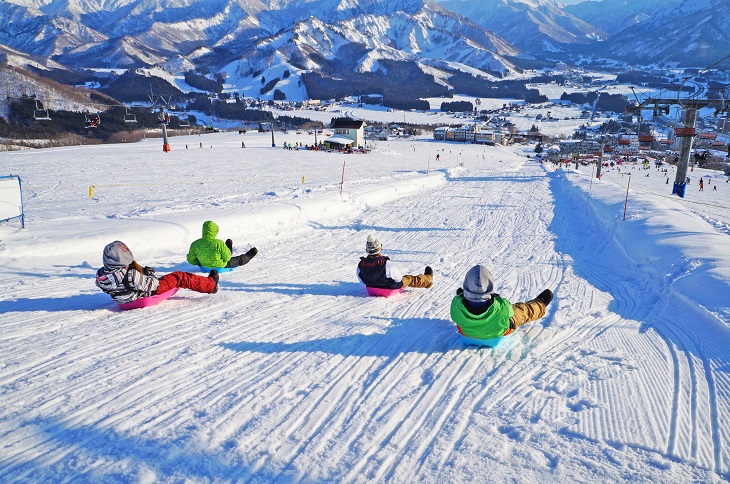 What's the Yuzawa ski resort like? - Japan Ski Guide