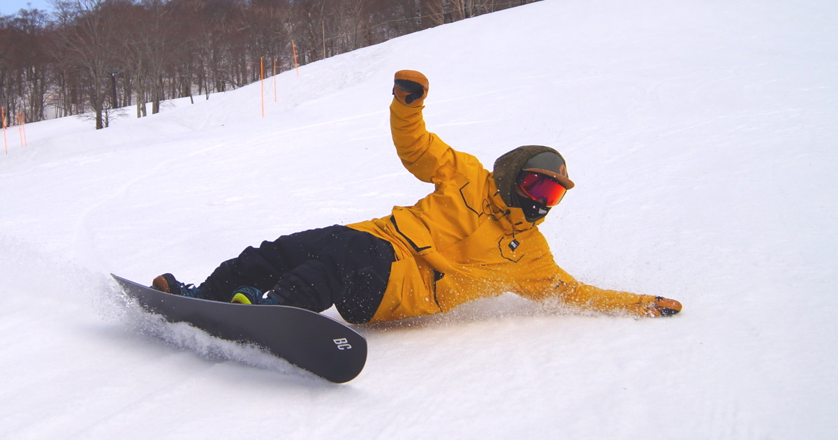ゲレンデを気持ちよく滑ろう ターンが楽しくなるポイントを紹介 カービングターン Snowboard編 Surf Snow
